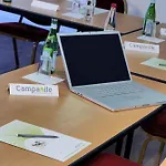 Hotel Campanile 3*