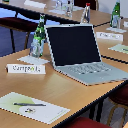 Отель Campanile 3*