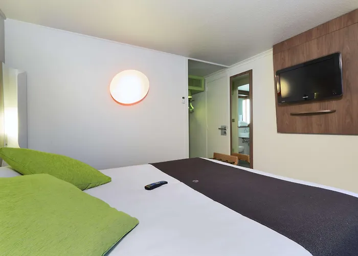 Campanile Hotel 3*