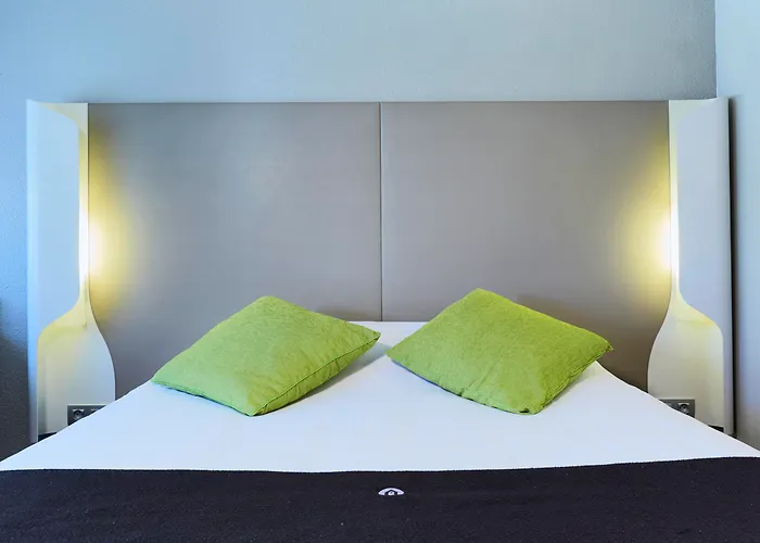 Hotel Campanile 3*