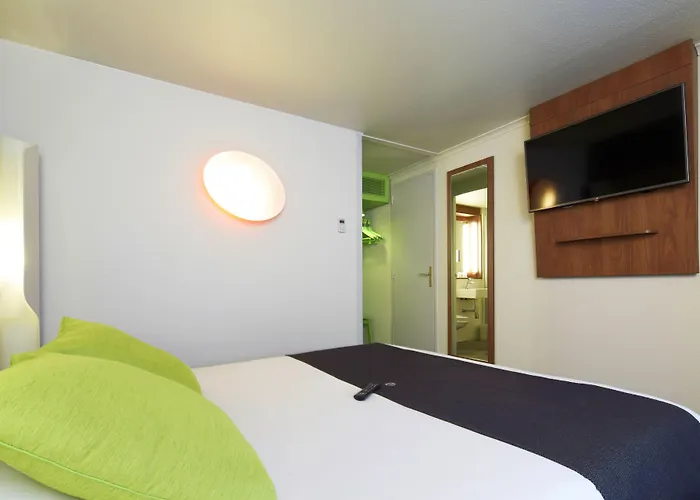 Campanile Hotel 3*