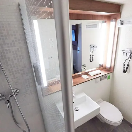 Campanile Hotel 3*