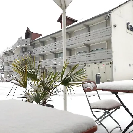 Campanile Hotel 3*