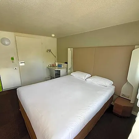 Campanile Hotel 3*